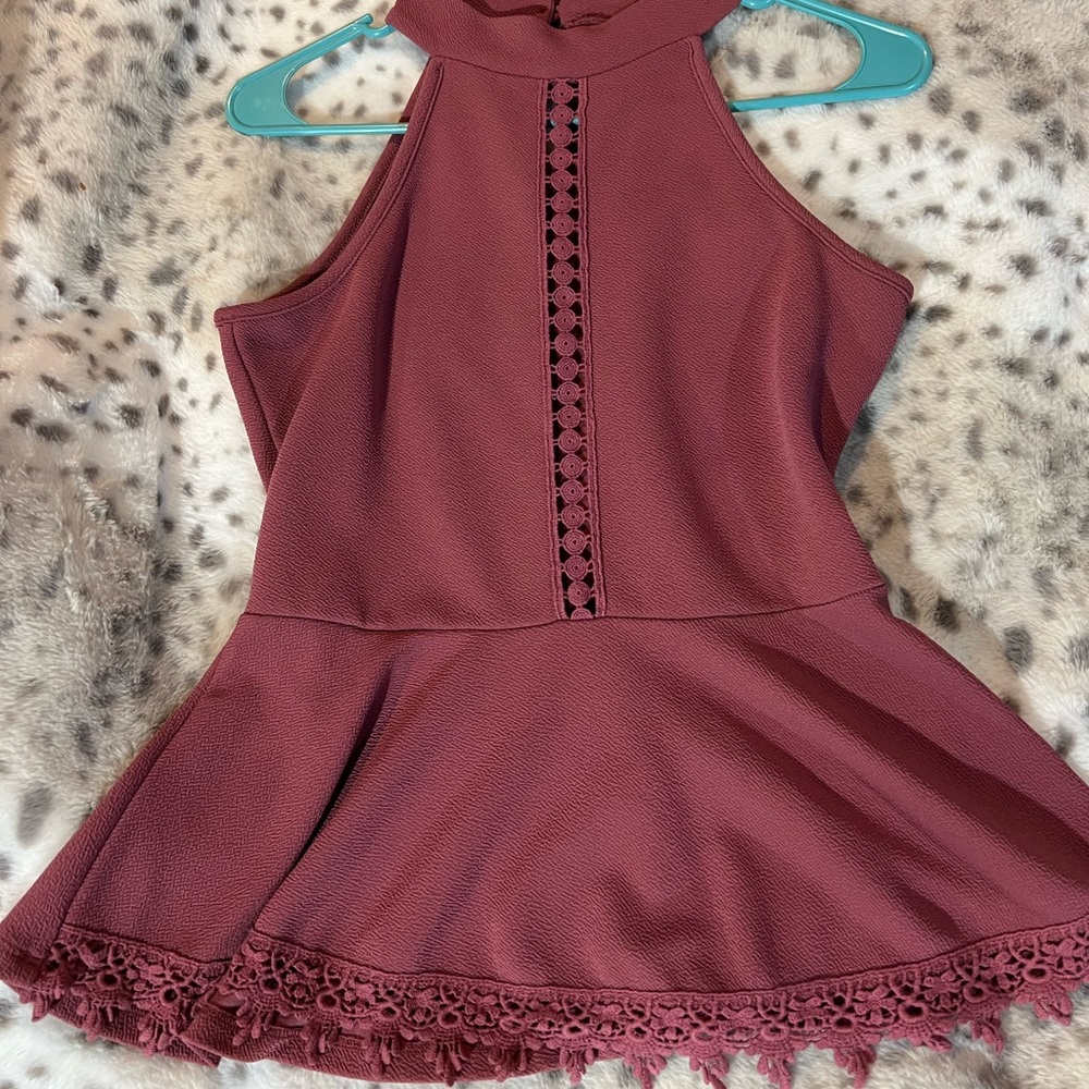 Lace detailed tank top